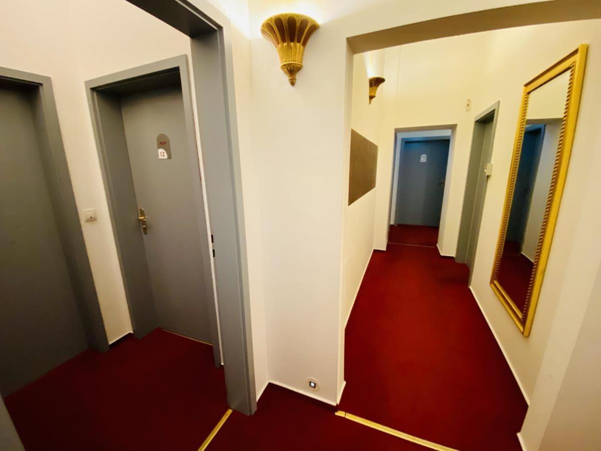 Doppelzimmer Cocktail, Direkt Am Alten Strom Ρόστοκ Εξωτερικό φωτογραφία